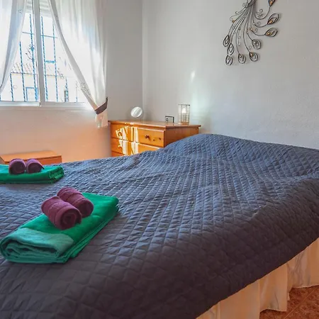 Lovely 2 Bed Penthouse With Large Private Solarium * Alicante