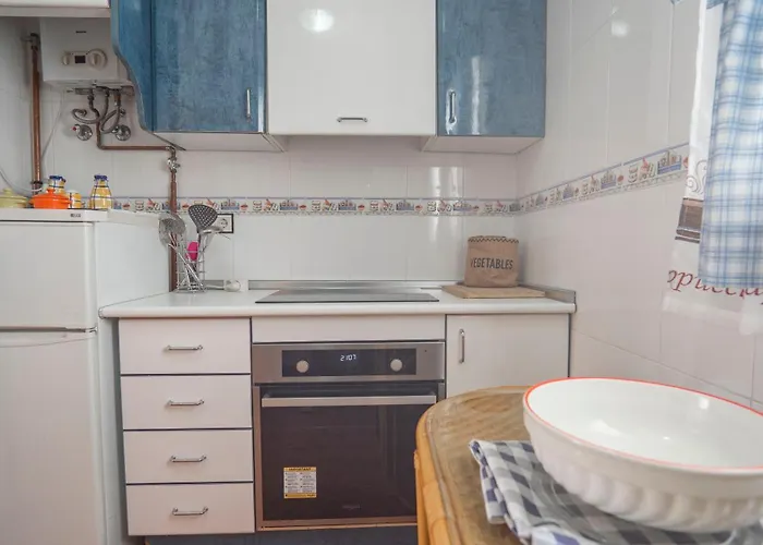 Lovely 2 Bed Penthouse With Large Private Solarium Διαμέρισμα *