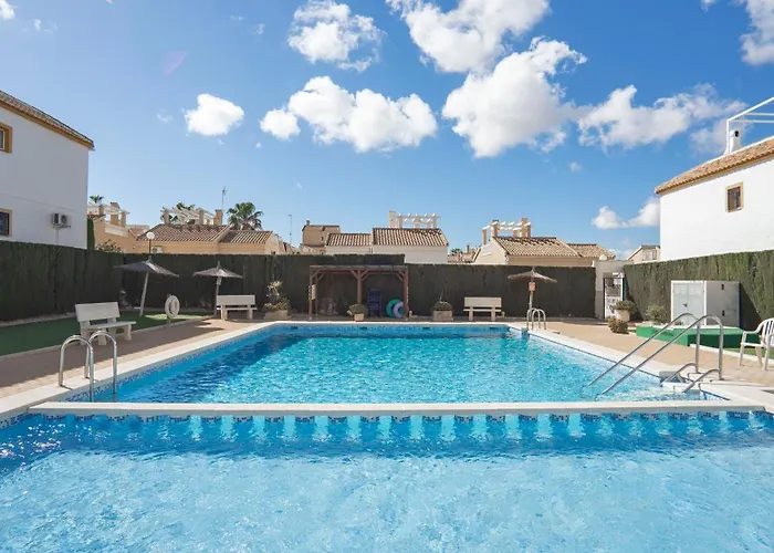 Lovely 2 Bed Penthouse With Large Private Solarium Διαμέρισμα